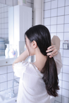 年轻的母亲视频免费